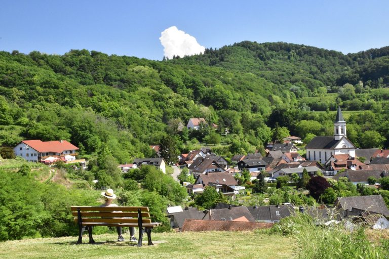 Schönes Amoltern - Haus Lavendel - Ferienwohnungen am Kaiserstuhl